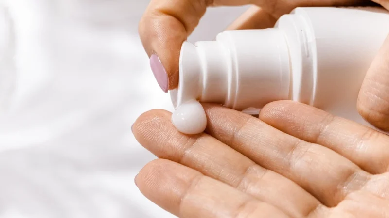 Cetaphil MD Dermoprotektor balsam do twarzy i ciała z pompką 236ml