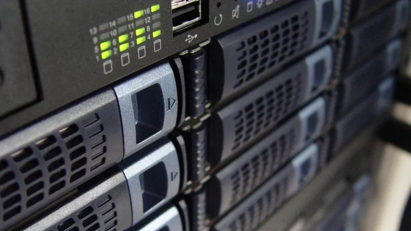 Dell Poweredge T110 Ii E3-1220V2 3.1Ghz 2X4Gb Sr 1600 Ublv 2X1Tb Sata 3.5 S100 (52157225)