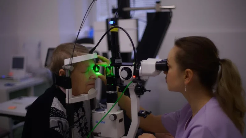 Heine Heine Beta 200 I Beta 200-C-145.25.420 Zestaw Diagnostyczny Okulistyczny