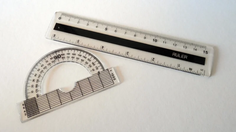 Linijka Kątomierz Trójkątna Ekierka Czarna 19 Cm Kątomierztrójkątnaekierka
