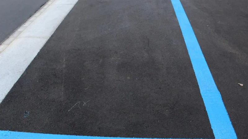 Odbojnica Ogranicznik Parkingowy Gumowy Kauczukowy Długość 180Cm