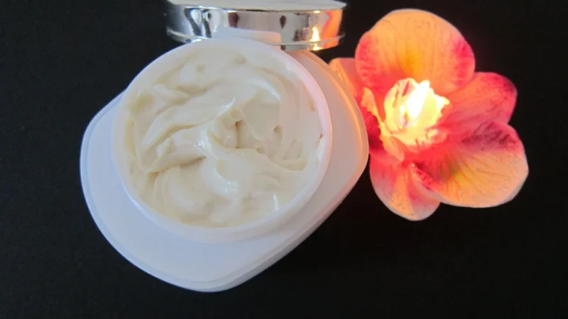 zIAJA odżywczy krem peptydowy 50+ 50ml